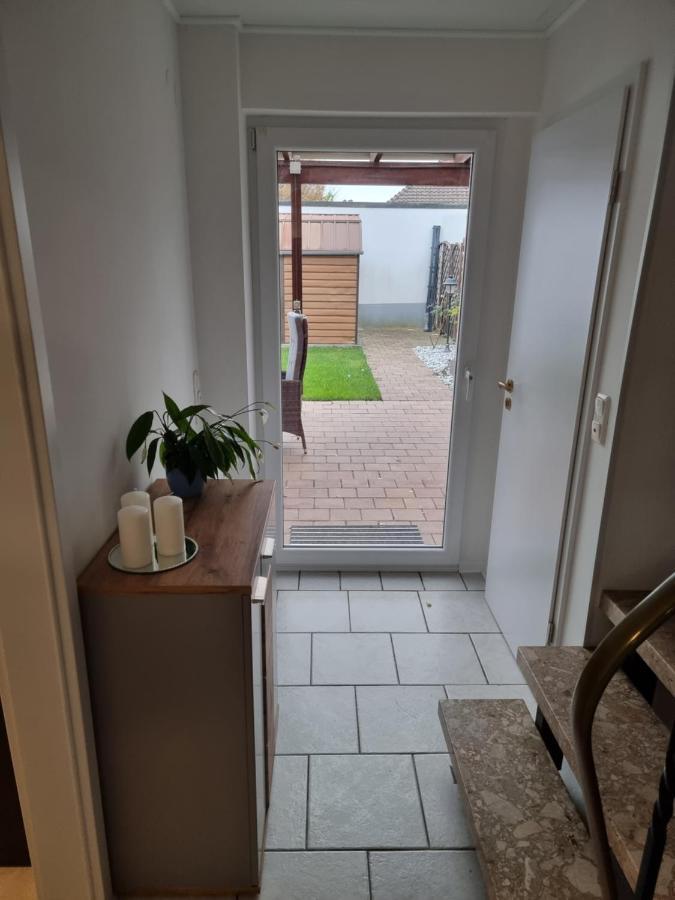 Gaestehaus-Ferienwohnung-Appartement Mit Terrasse - Naehe Kliniken/ Herzzentrum باد اوينهاوسن المظهر الخارجي الصورة